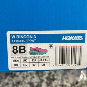 Women’s size 8B Hoka Rincon 3.  Excellent condition!